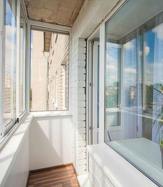 Остекление балконов в Железнодорожном